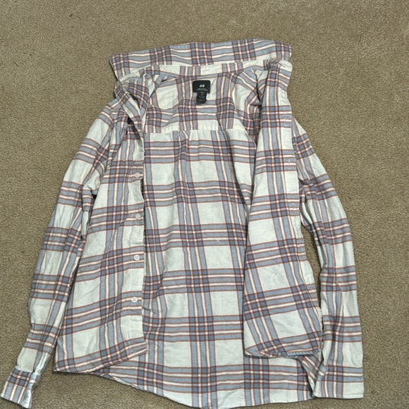 Flannel - Picture 1 of 3